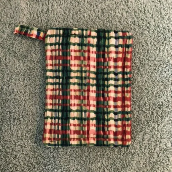 5 Different Winter Themed Pot Holders - Picture 10 of 11